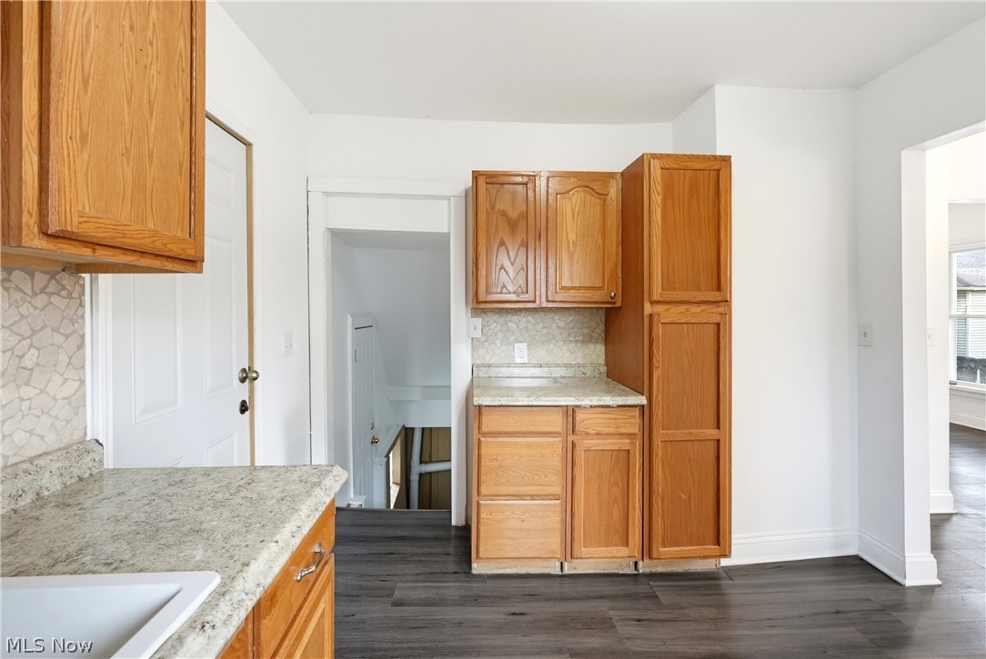 529 Hazel Place Akron OH 44304