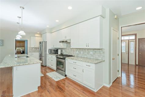 34756 Blue Heron Drive Solon OH 44139