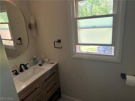 1121 Doralee Drive Mogadore OH 44260