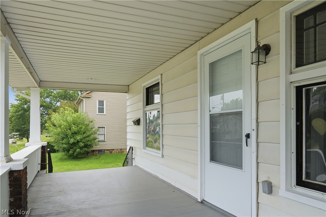 521 Cambridge Avenue Youngstown OH 44502