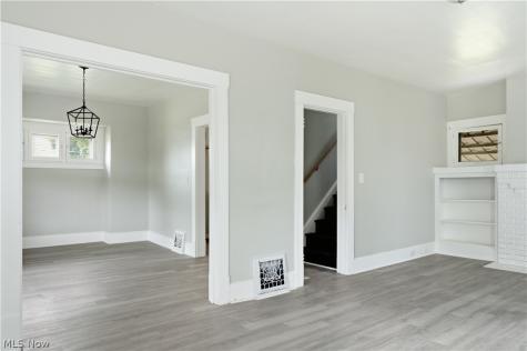 521 Cambridge Avenue Youngstown OH 44502