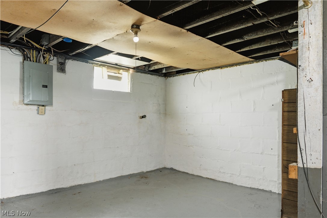 521 Cambridge Avenue Youngstown OH 44502