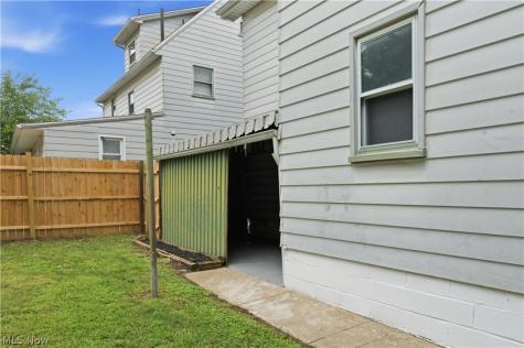 521 Cambridge Avenue Youngstown OH 44502