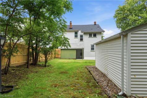 521 Cambridge Avenue Youngstown OH 44502