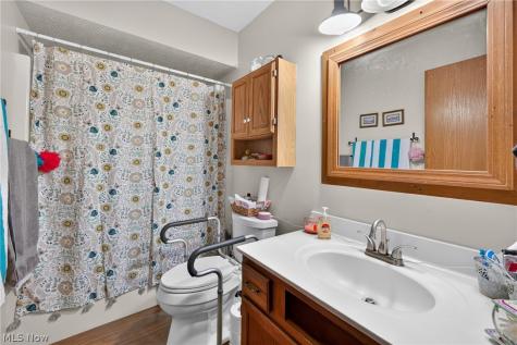 339 Horseshoe Drive Lagrange OH 44050