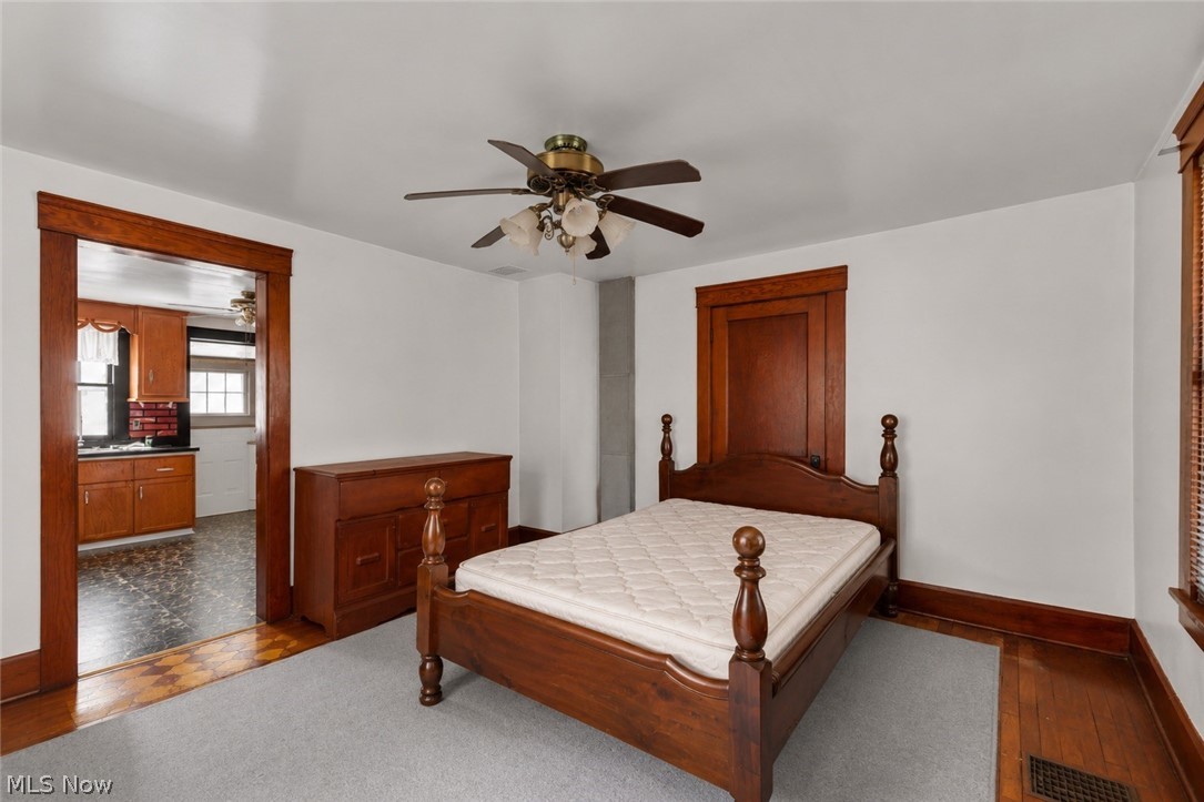 3356 S Leavitt Road SW Lordstown OH 44481