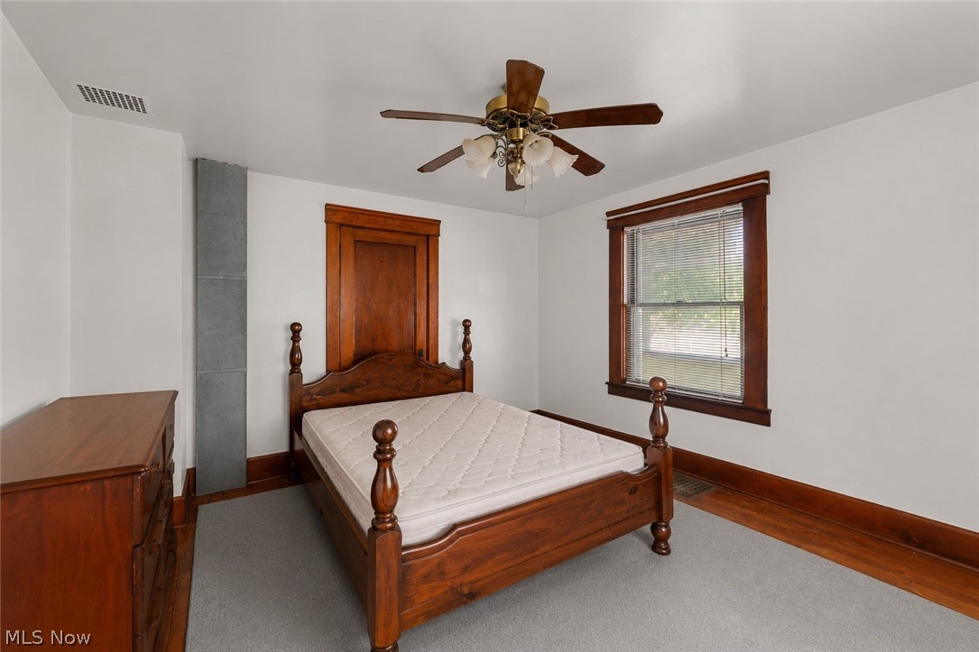 3356 S Leavitt Road SW Lordstown OH 44481