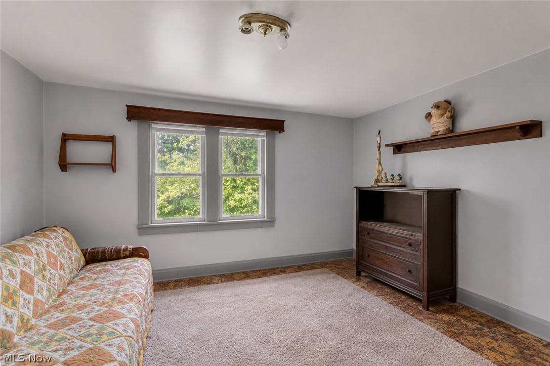 3356 S Leavitt Road SW Lordstown OH 44481