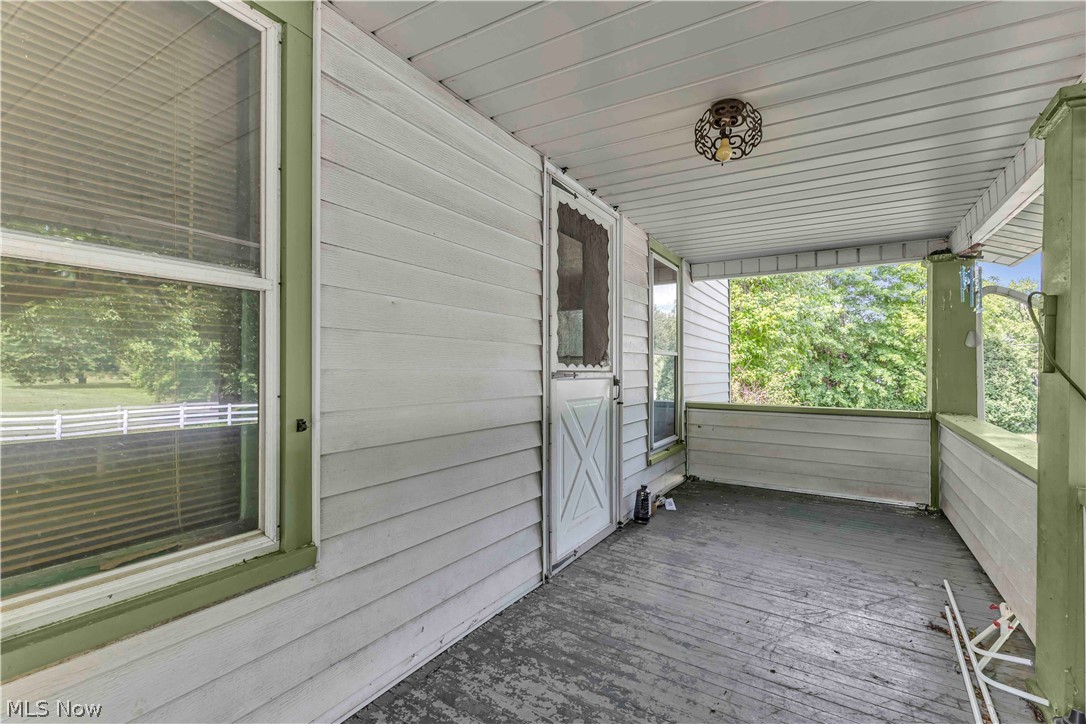 3356 S Leavitt Road SW Lordstown OH 44481