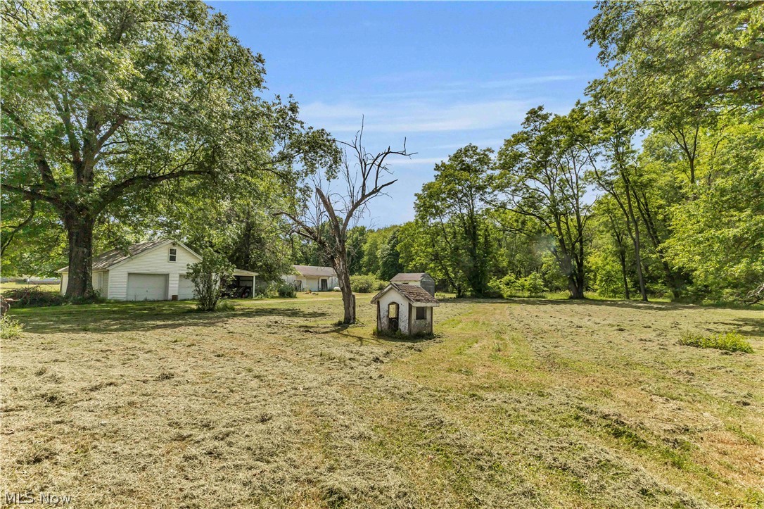 3356 S Leavitt Road SW Lordstown OH 44481