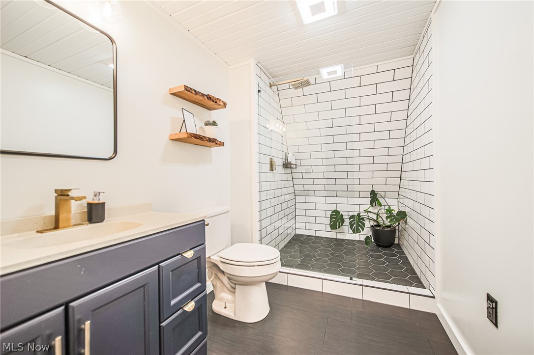 2317 Goshen Hill Road SE New Philadelphia OH 44663