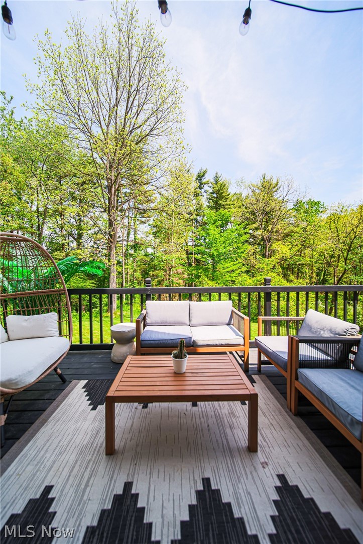 2317 Goshen Hill Road SE New Philadelphia OH 44663