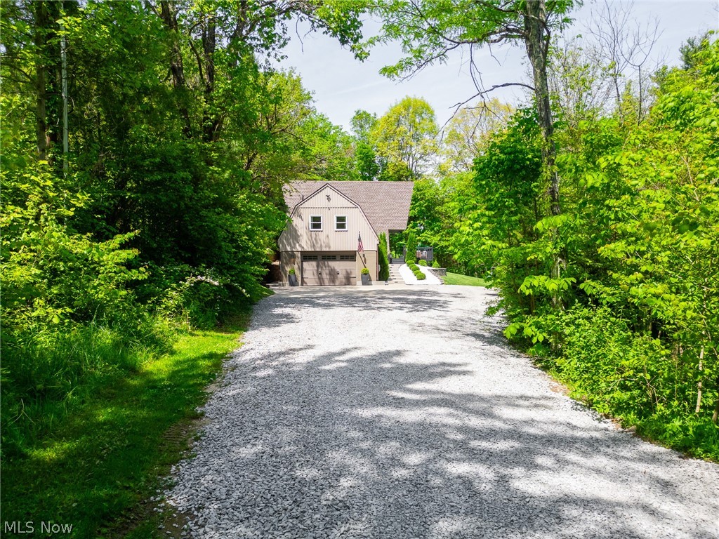 2317 Goshen Hill Road SE New Philadelphia OH 44663