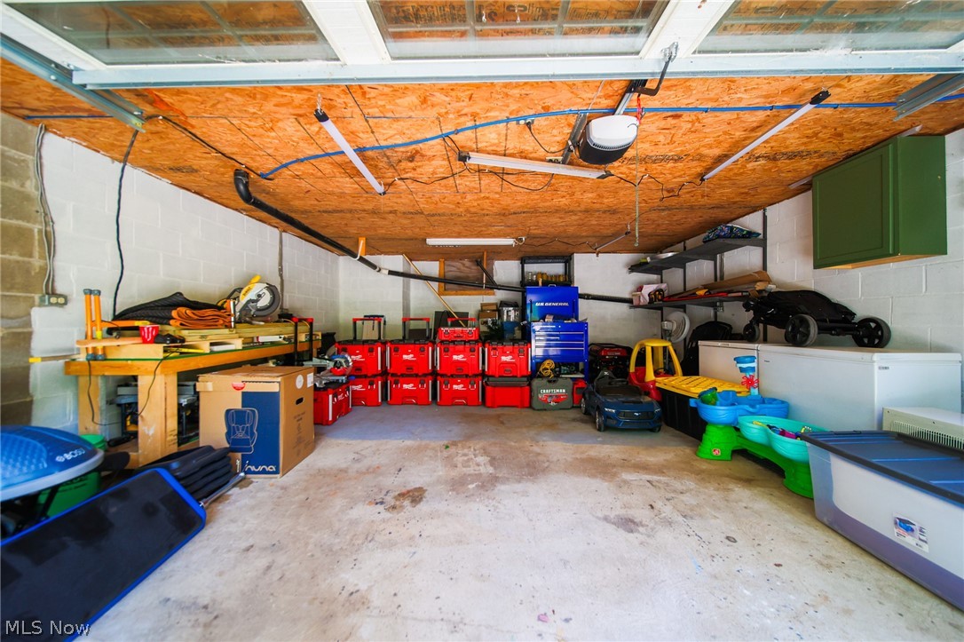 2317 Goshen Hill Road SE New Philadelphia OH 44663