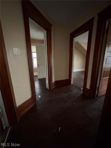 12520 Cornado Avenue Cleveland OH 44108