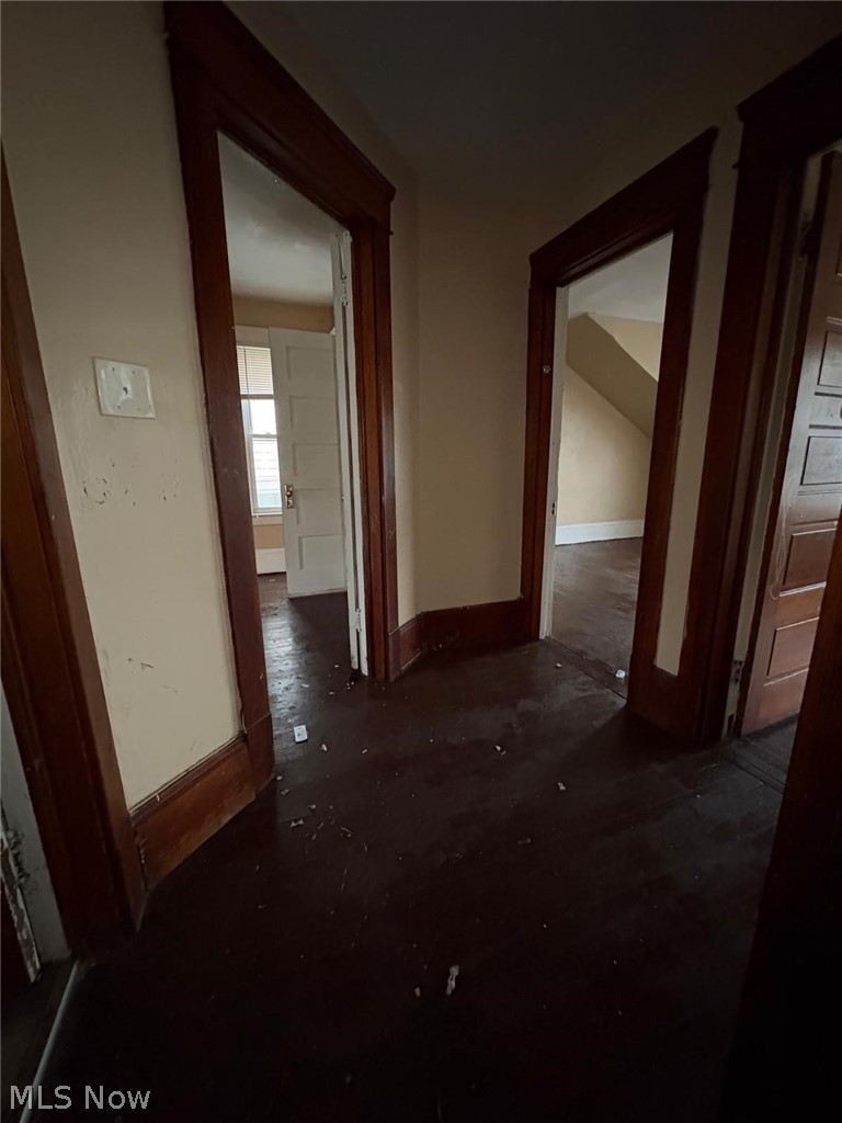 12520 Cornado Avenue Cleveland OH 44108