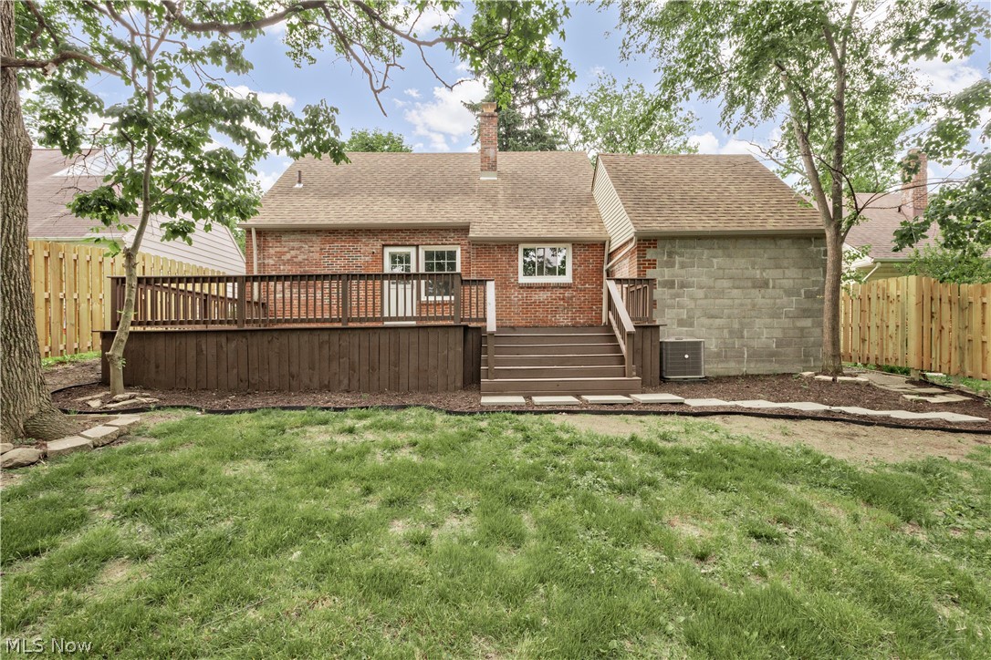 17917 Mccracken Road Maple Heights OH 44137