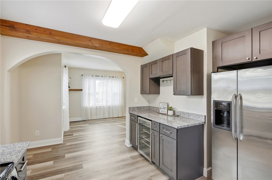 571 Wesleyan Avenue Barberton OH 44203