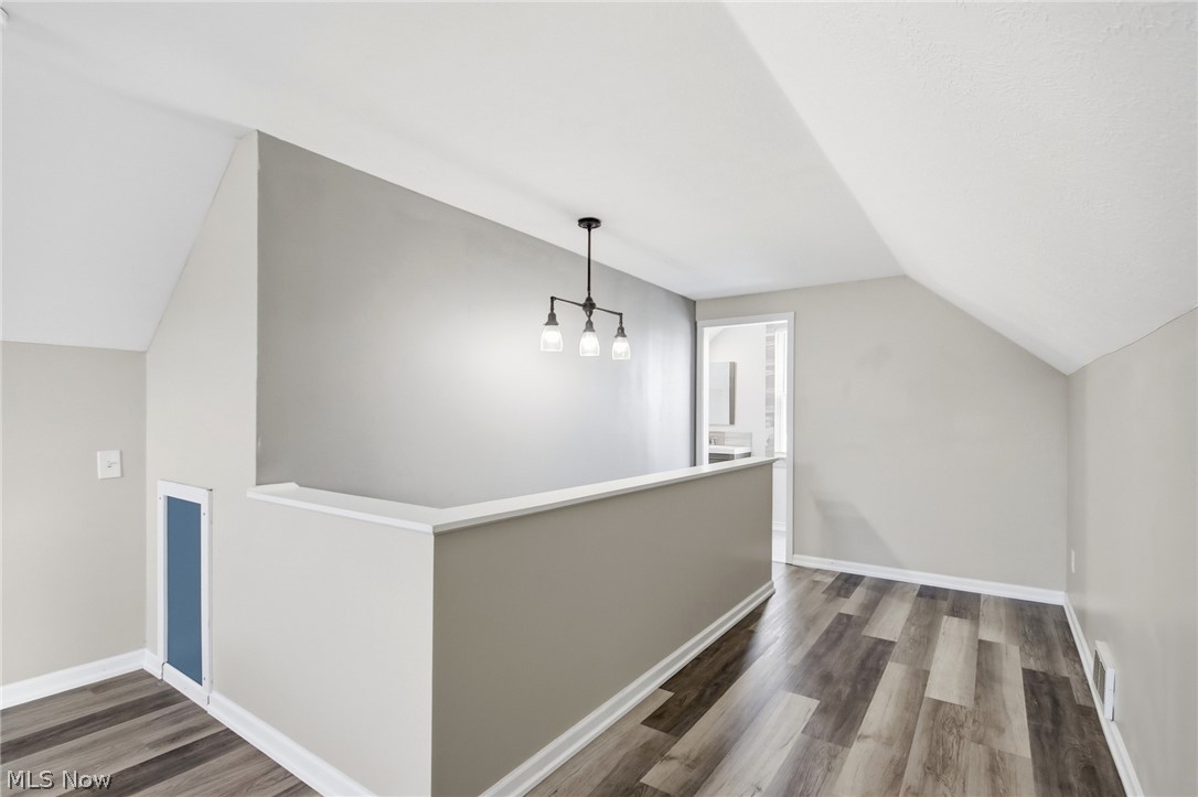 571 Wesleyan Avenue Barberton OH 44203