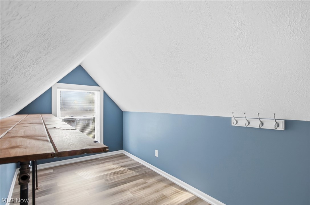 571 Wesleyan Avenue Barberton OH 44203