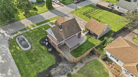571 Wesleyan Avenue Barberton OH 44203