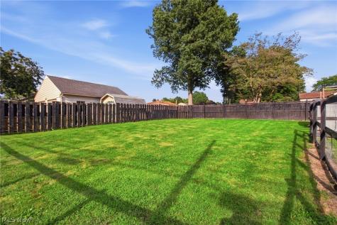 571 Wesleyan Avenue Barberton OH 44203