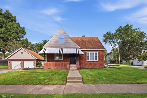 571 Wesleyan Avenue Barberton OH 44203
