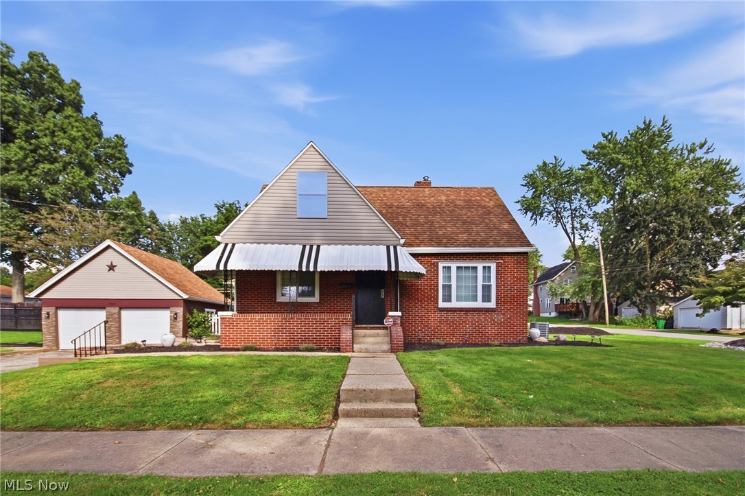 571 Wesleyan Avenue Barberton OH 44203