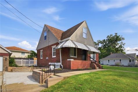 571 Wesleyan Avenue Barberton OH 44203