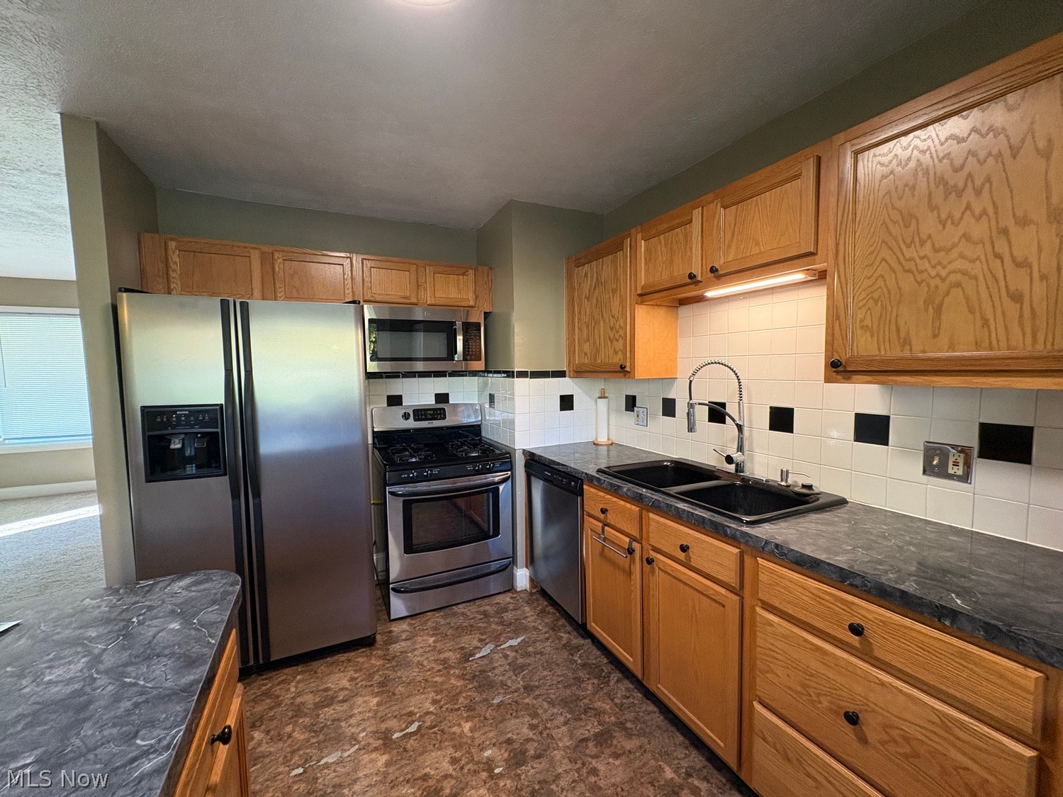 3419 Symphony Lane New Franklin OH 44216