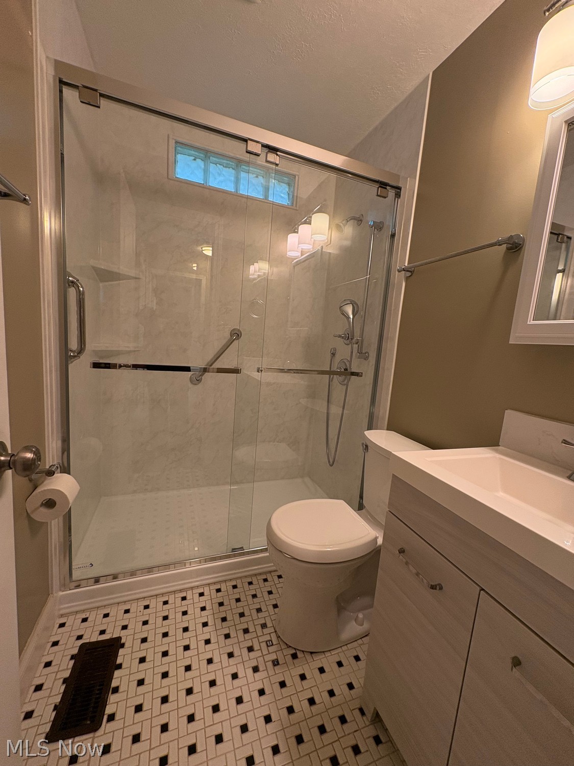 3419 Symphony Lane New Franklin OH 44216
