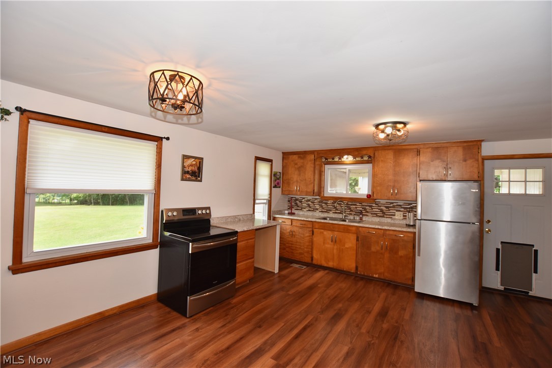 3125 Newmont Street Magnolia OH 44643