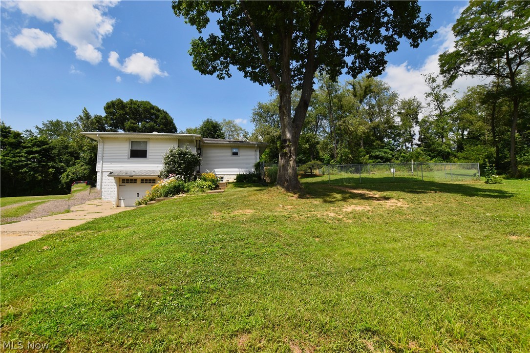 3125 Newmont Street Magnolia OH 44643