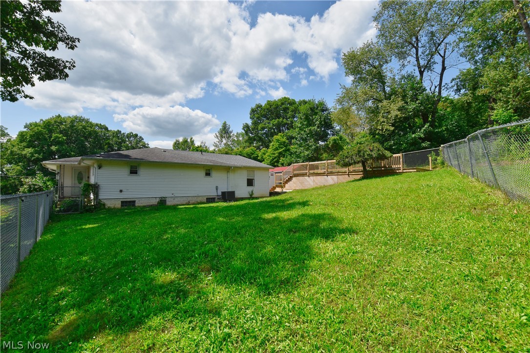 3125 Newmont Street Magnolia OH 44643