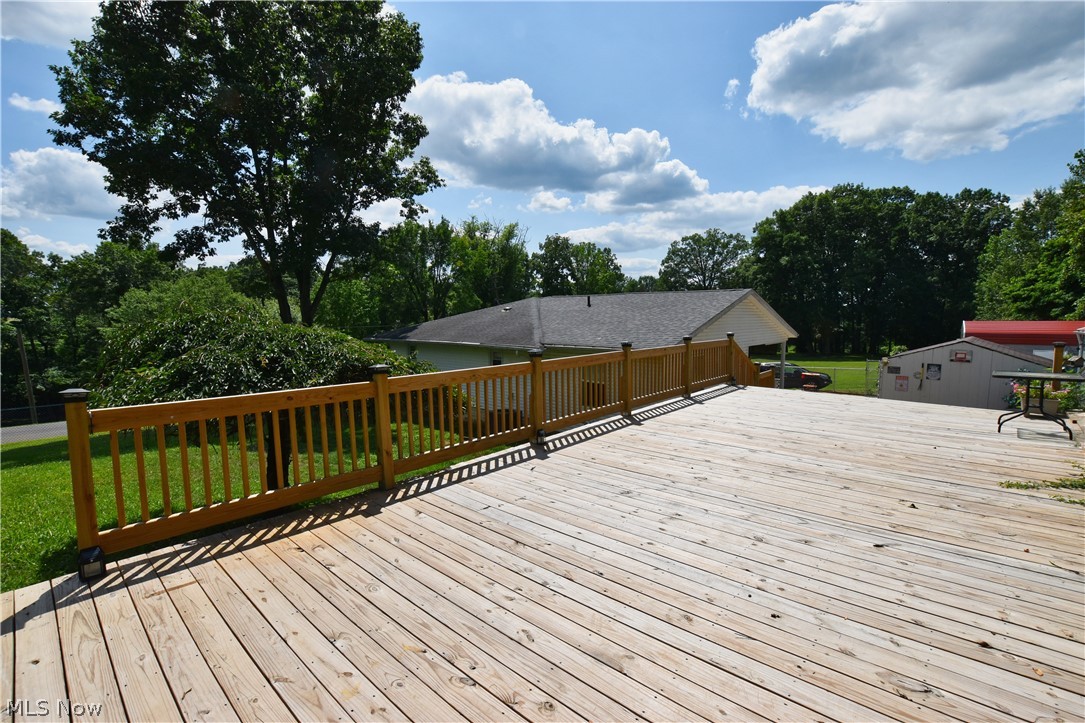 3125 Newmont Street Magnolia OH 44643