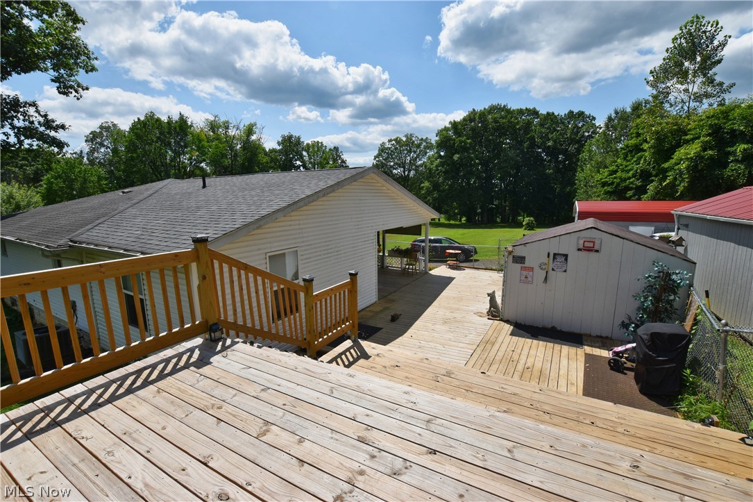 3125 Newmont Street Magnolia OH 44643