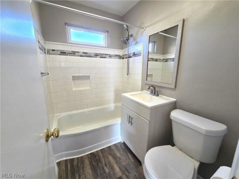 1644 Douglas Road Wickliffe OH 44092