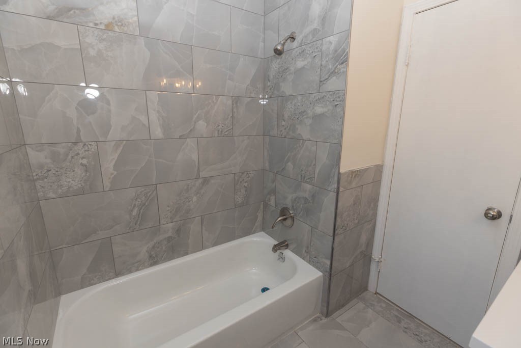 1722 Hawthorne Drive Mayfield Heights OH 44124