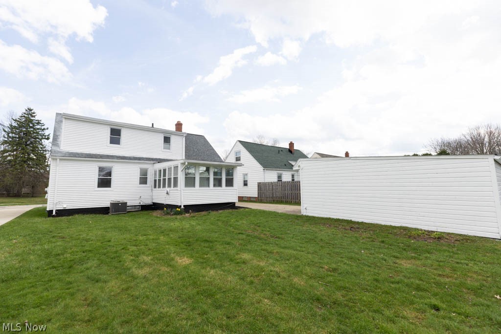 1722 Hawthorne Drive Mayfield Heights OH 44124