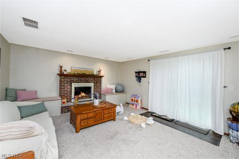12460 Amber Circle NW Uniontown OH 44685