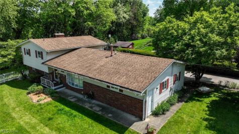 12460 Amber Circle NW Uniontown OH 44685