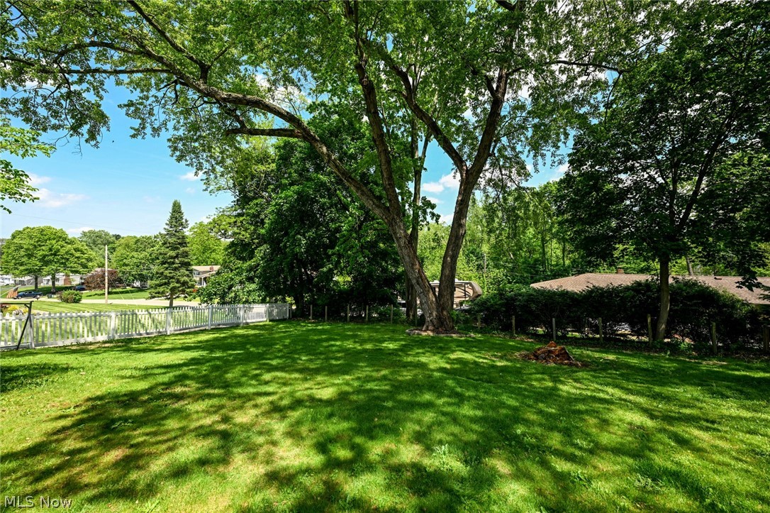 12460 Amber Circle NW Uniontown OH 44685