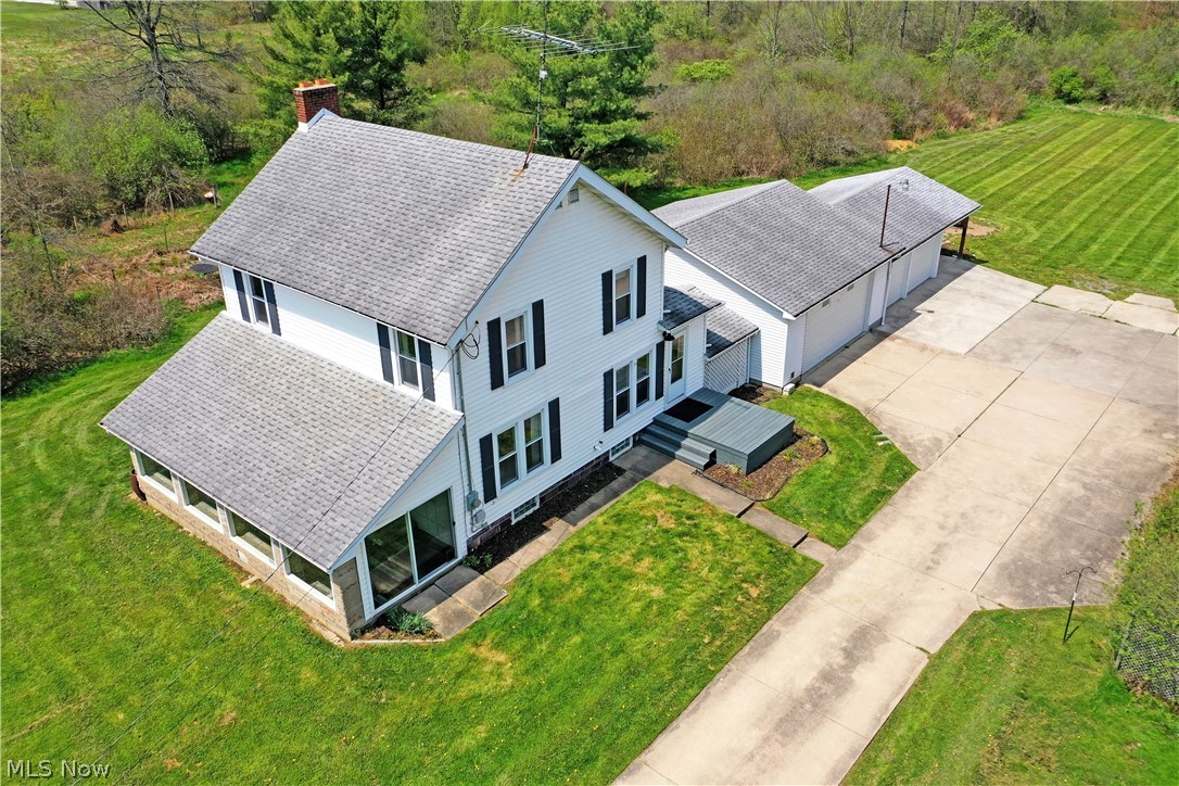 634 Bristol Champion Townline Road NE Bristolville OH 44402
