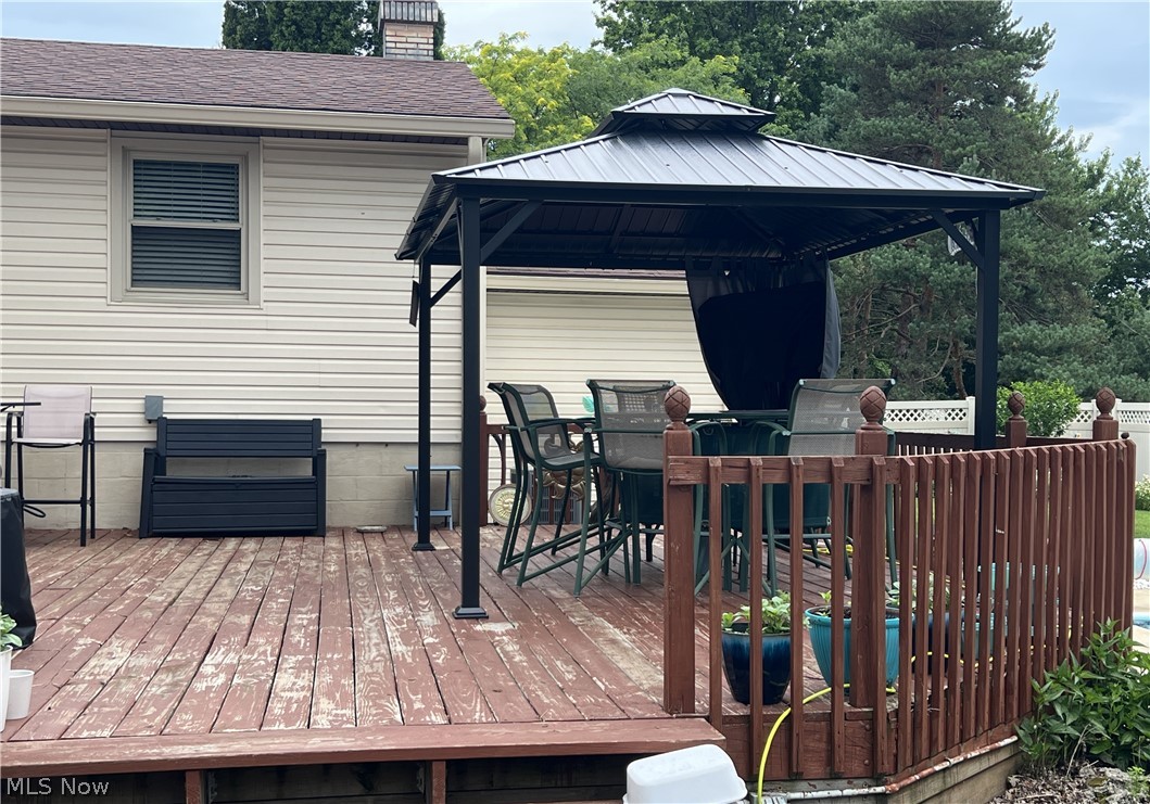 823 Gloucester Drive Huron OH 44839
