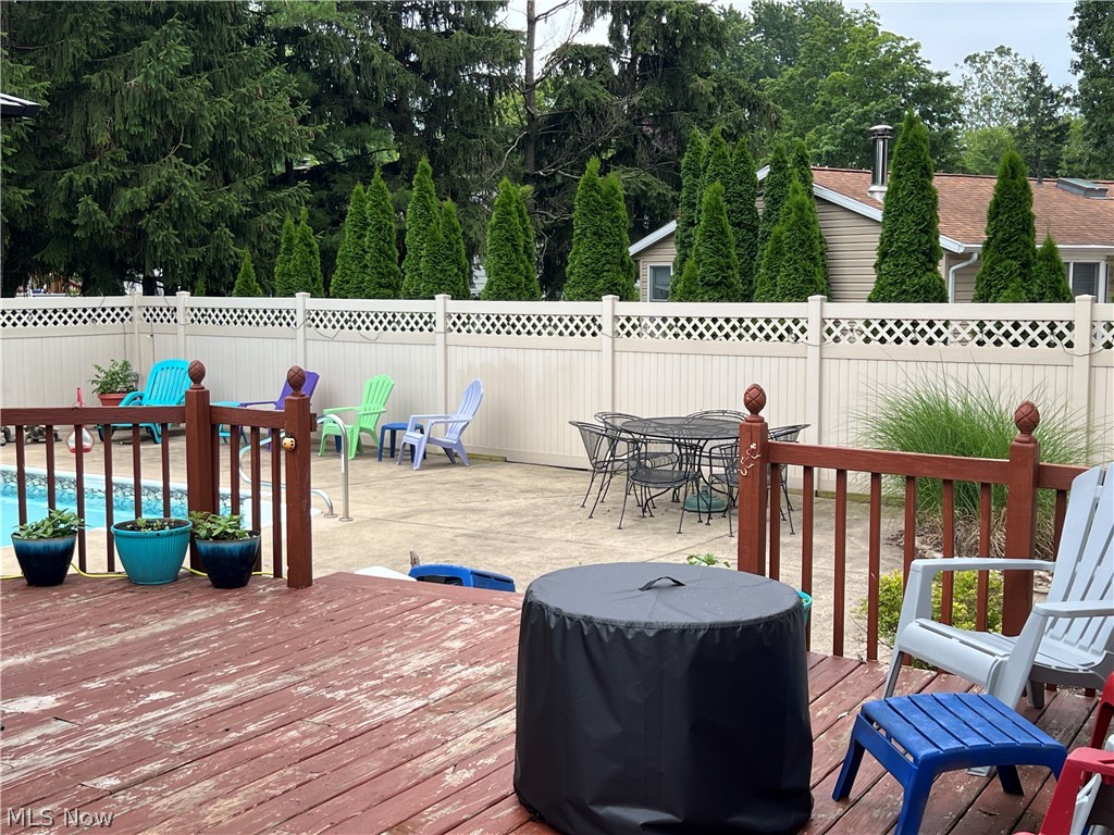 823 Gloucester Drive Huron OH 44839