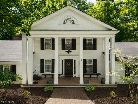 10124 Barr Road Brecksville OH 44141