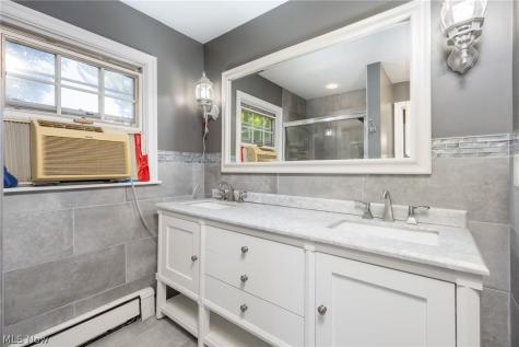 10124 Barr Road Brecksville OH 44141
