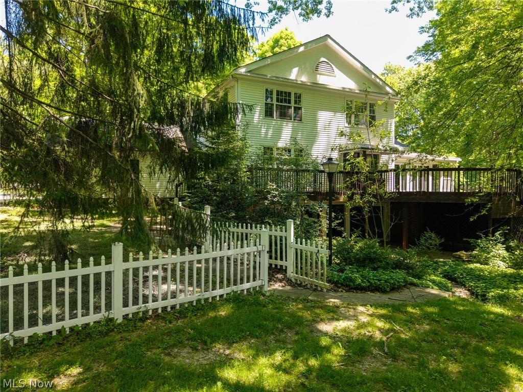 10124 Barr Road Brecksville OH 44141