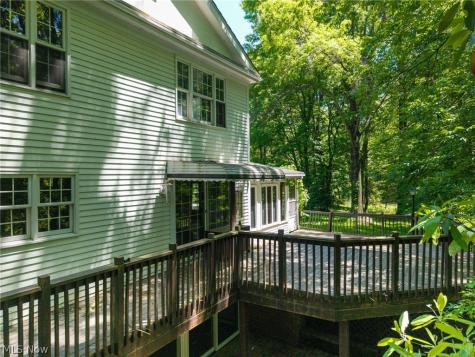 10124 Barr Road Brecksville OH 44141
