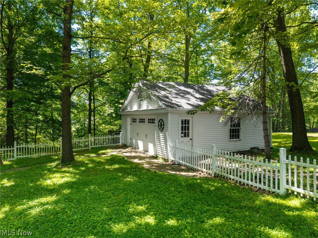 10124 Barr Road Brecksville OH 44141